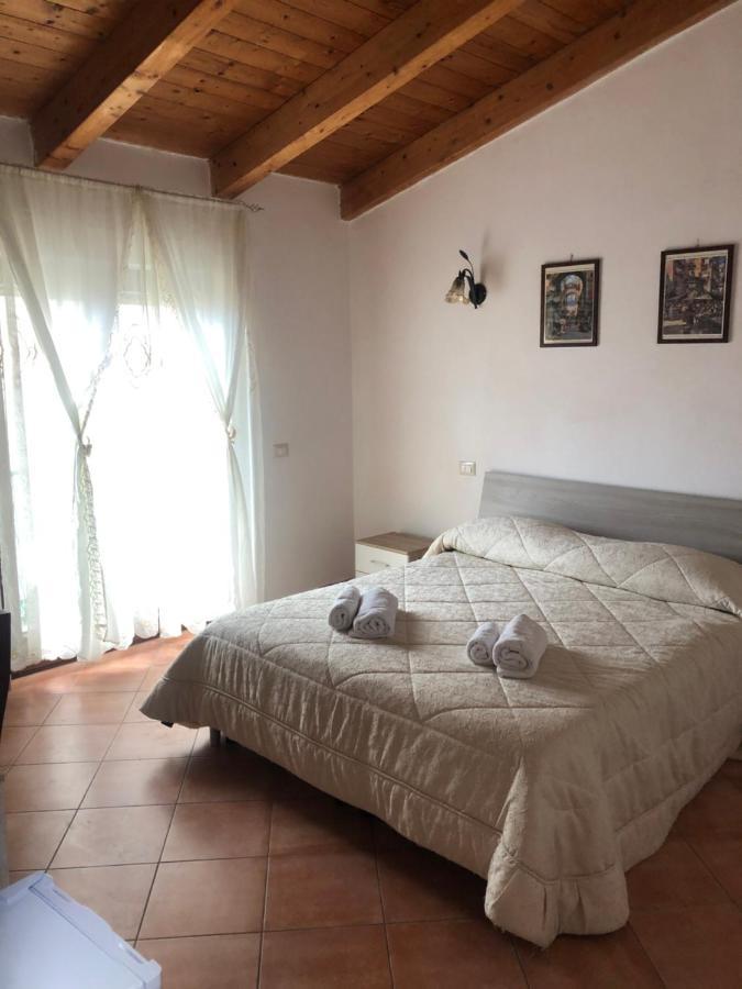 Bed & Breakfast Il Sentiero 아제롤라 외부 사진